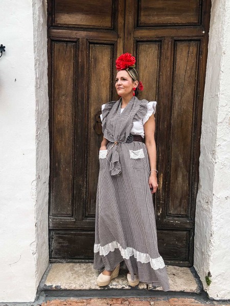 CONJUNTO FALDA Y PIQUILLO VICHY MARRÓN